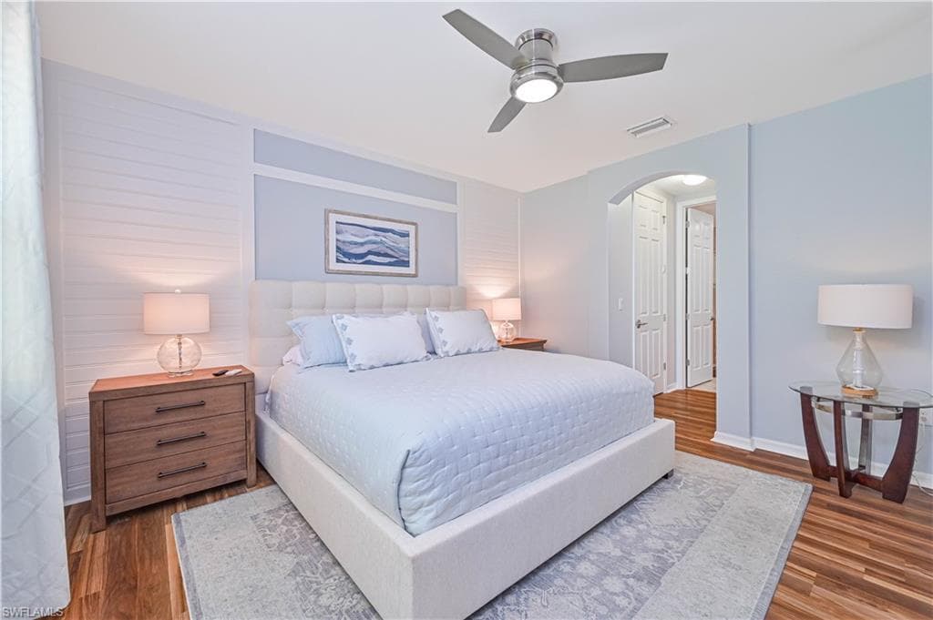 14919 Edgewater CIR-13