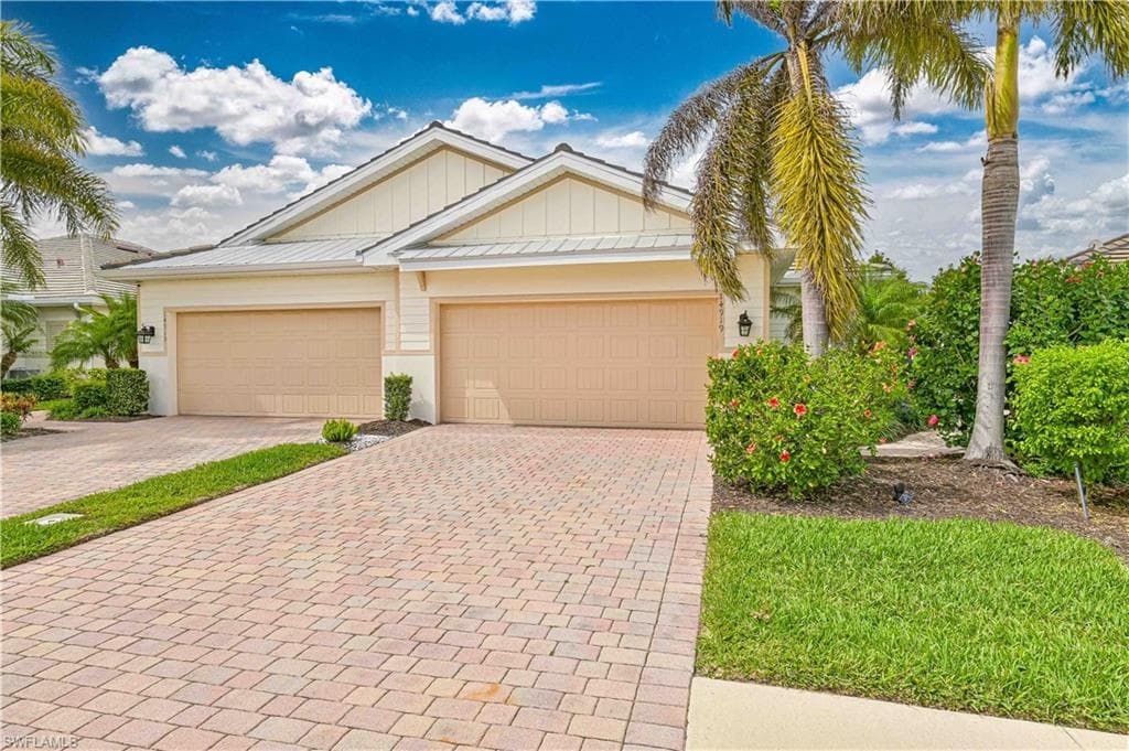 14919 Edgewater CIR-22
