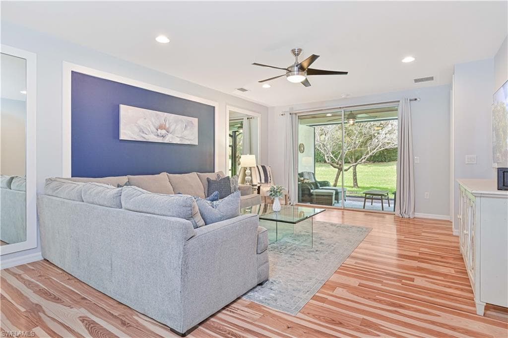 14919 Edgewater CIR-3