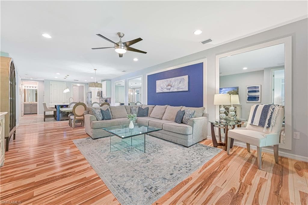 14919 Edgewater CIR-1