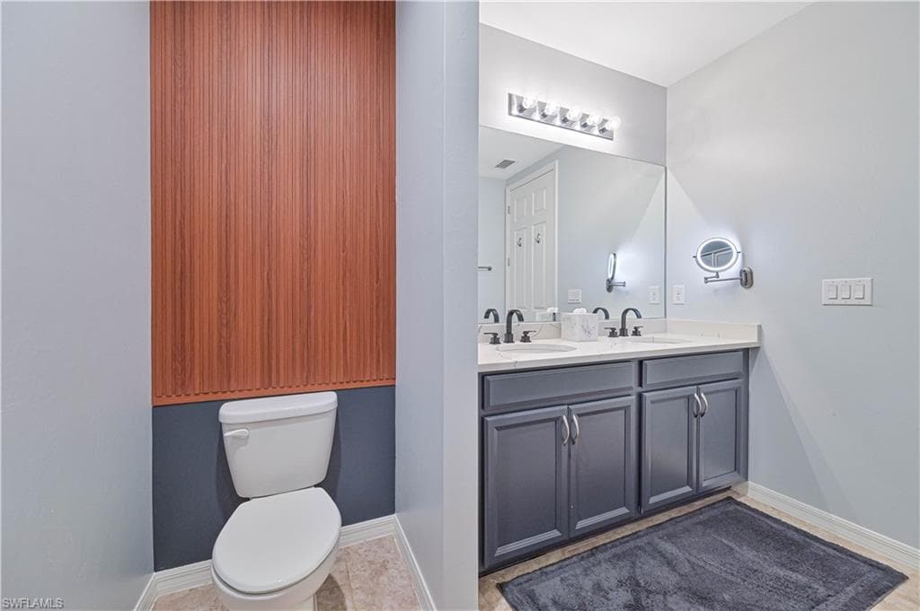 14919 Edgewater CIR-15