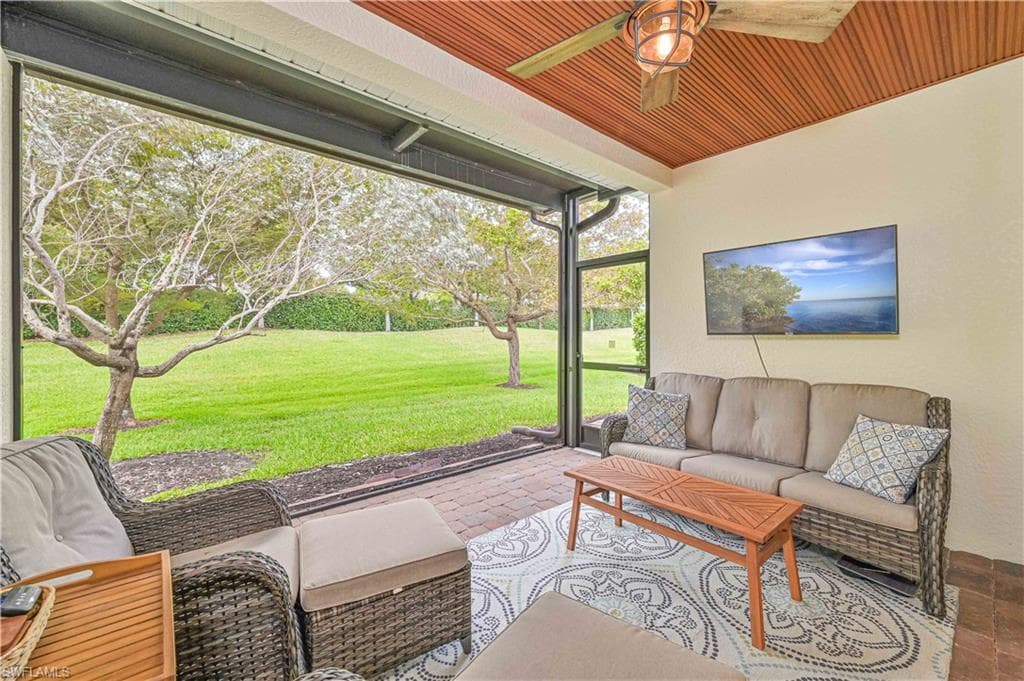 14919 Edgewater CIR-25