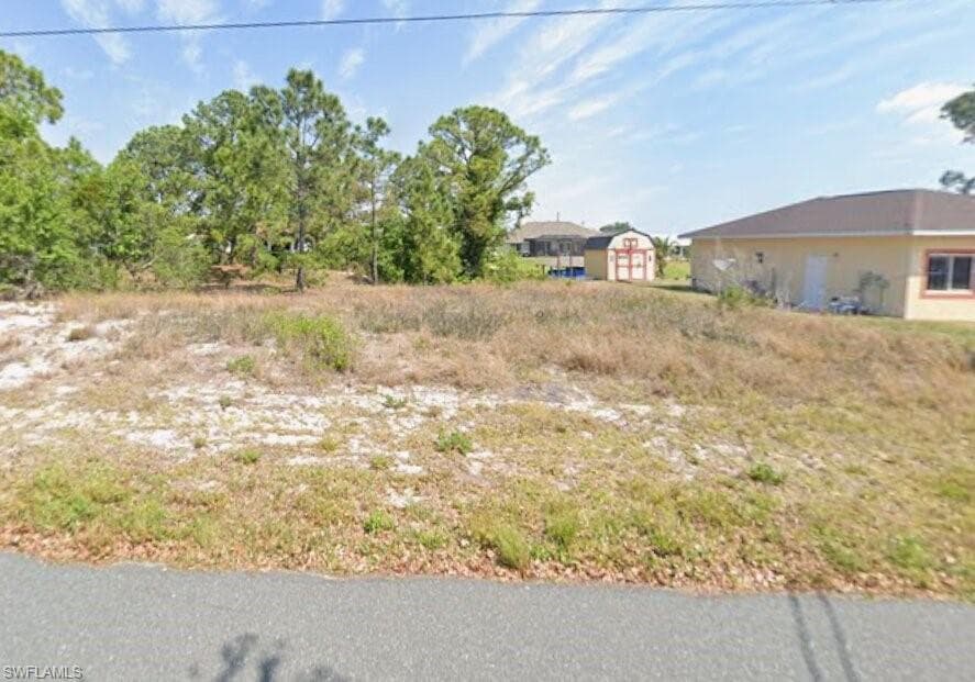 110 Mango RD NE-4