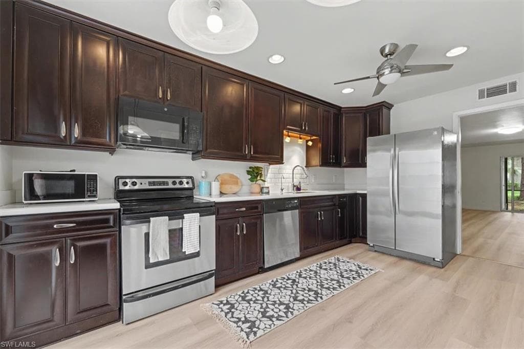 8880 S Old Kings RD 59-5