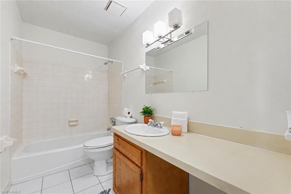 8880 S Old Kings RD 59-18