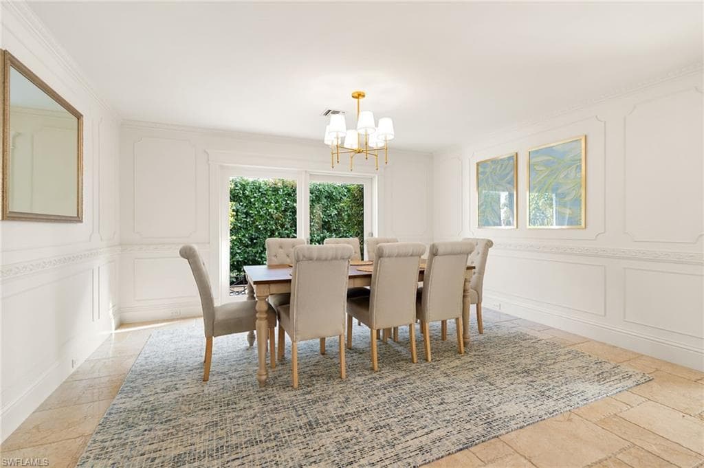 1060 Galleon DR-12