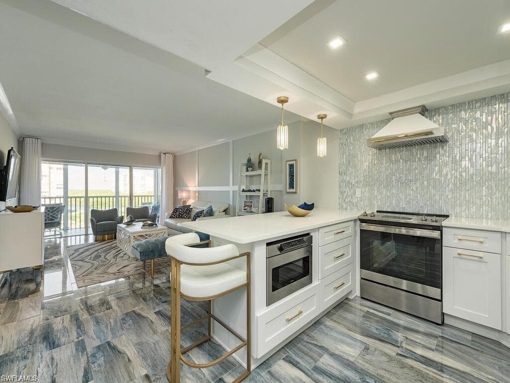 1 Bluebill AVE 703-1
