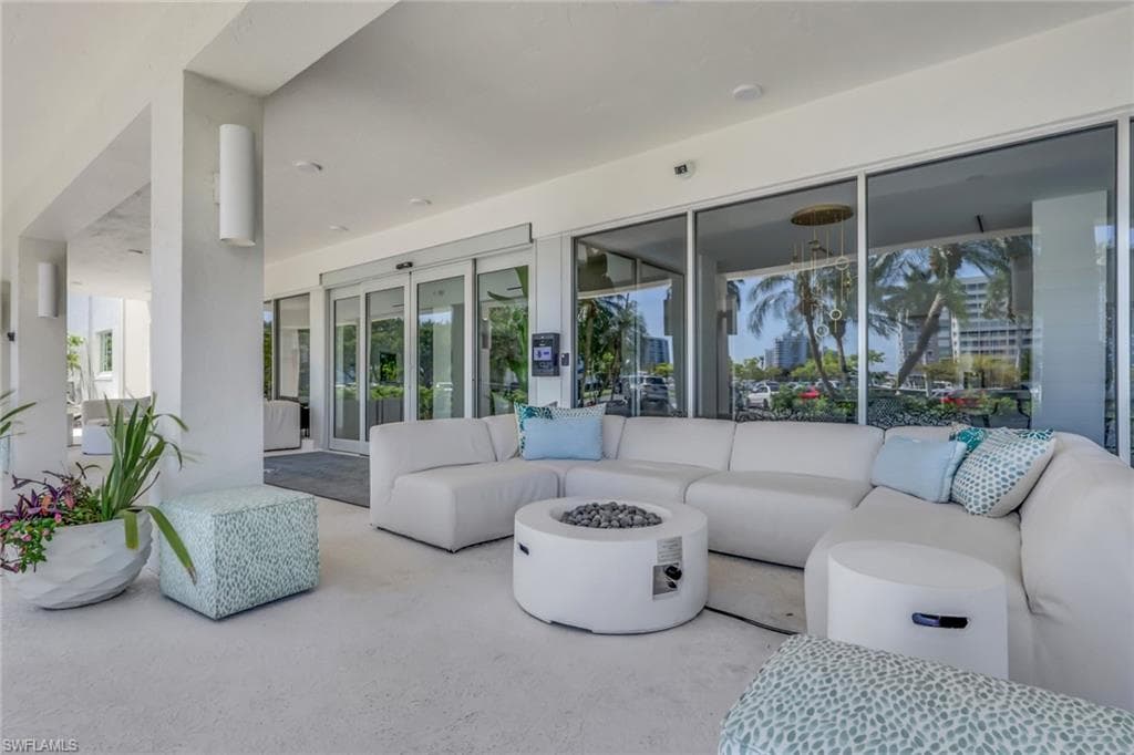 1 Bluebill AVE 412-27