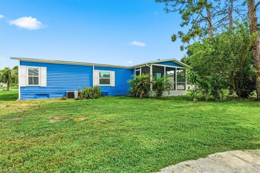 10074 Broken Woods CT-32