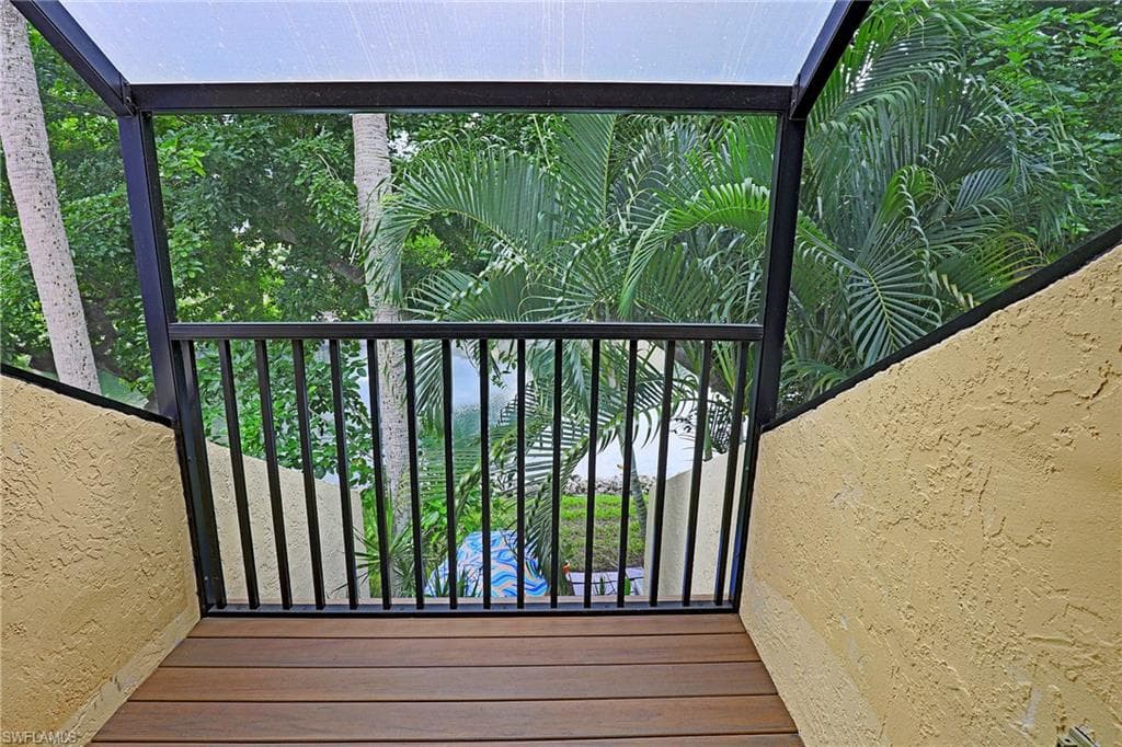 8805 Lateen LN 203-10