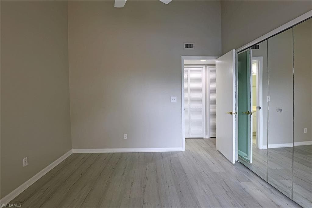 8805 Lateen LN 203-4