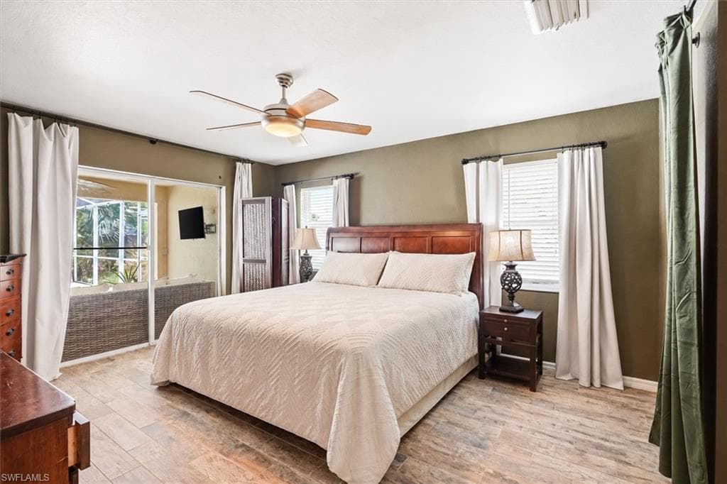 713 Milwaukee BLVD-28