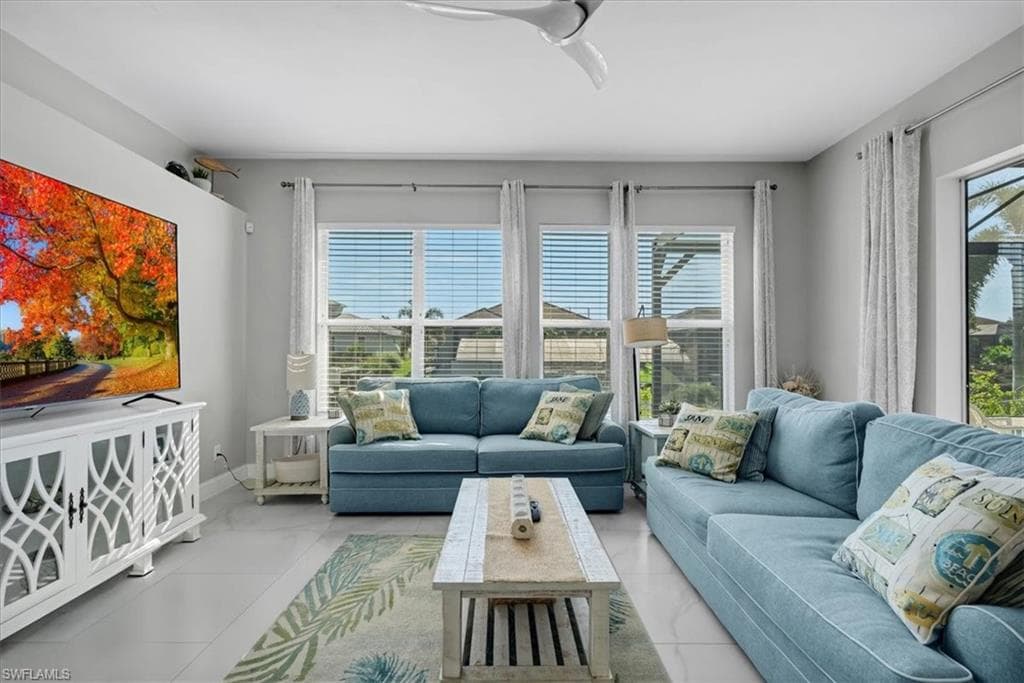 5221 SW 9th PL-23