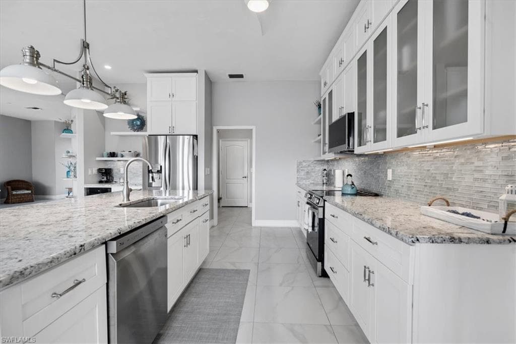 5221 SW 9th PL-17