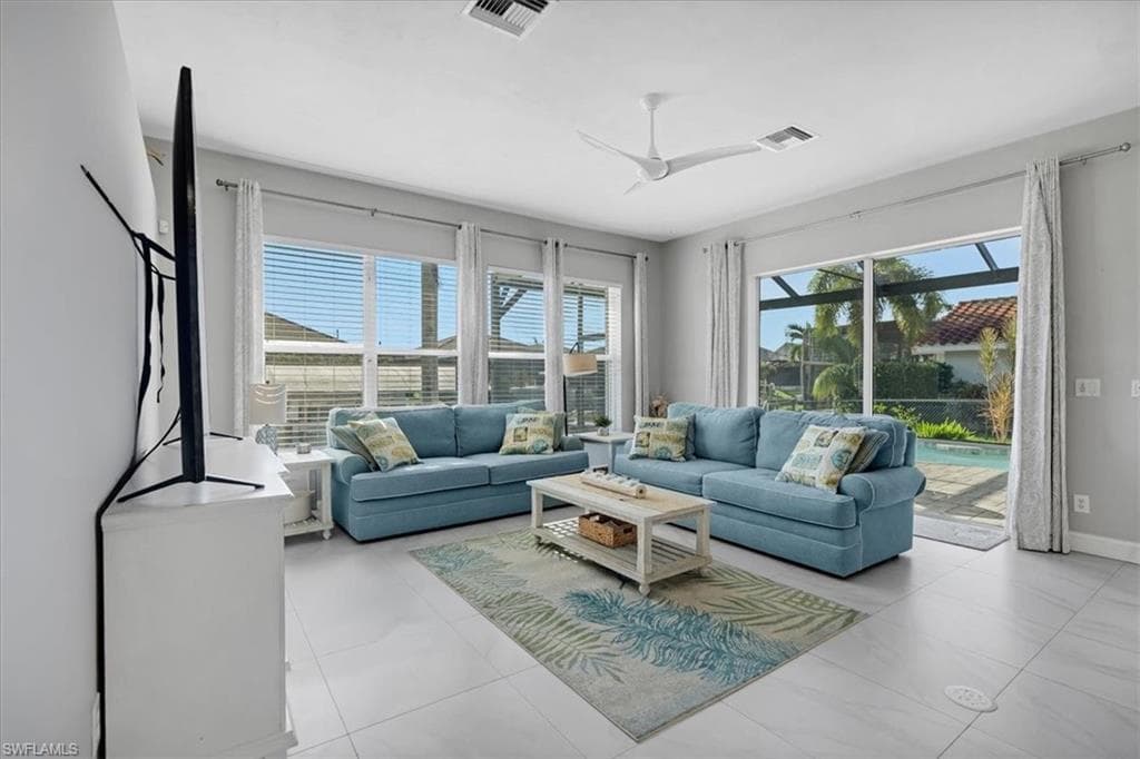 5221 SW 9th PL-22