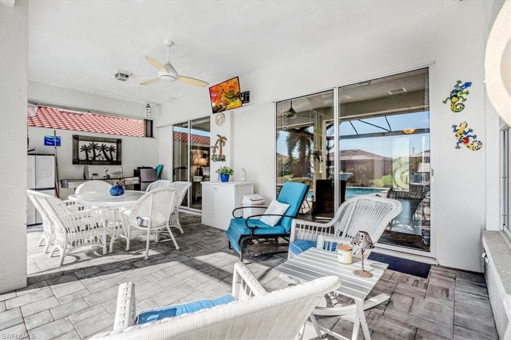 5221 SW 9th PL-38