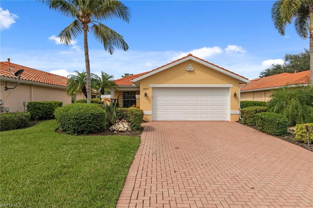 19703 Villa Rosa LOOP-4
