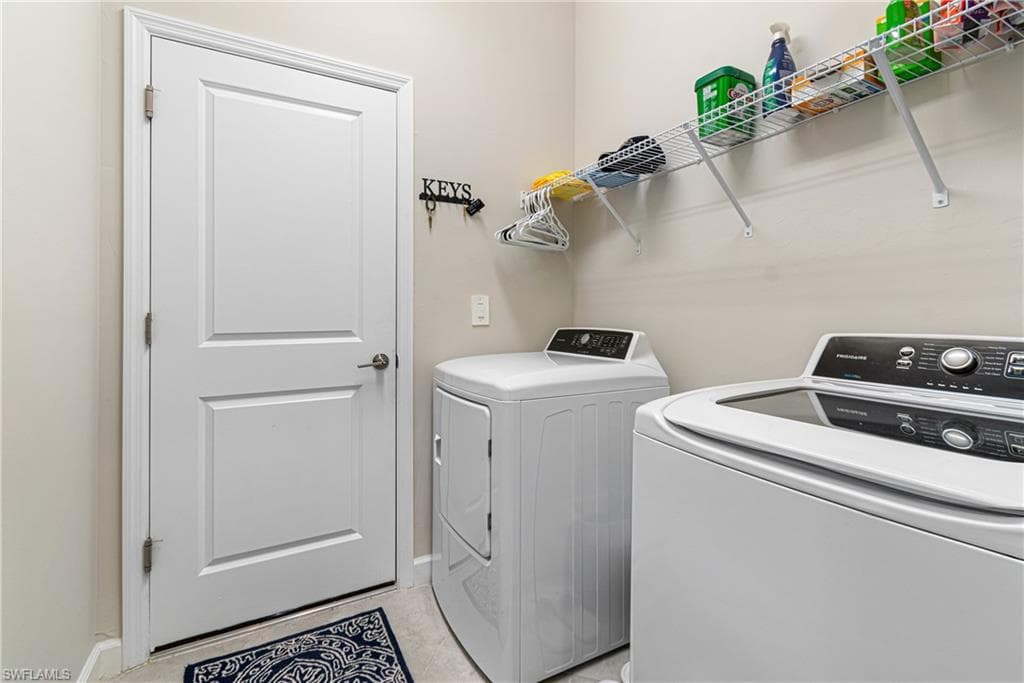 14028 Hunter Oak DR-26