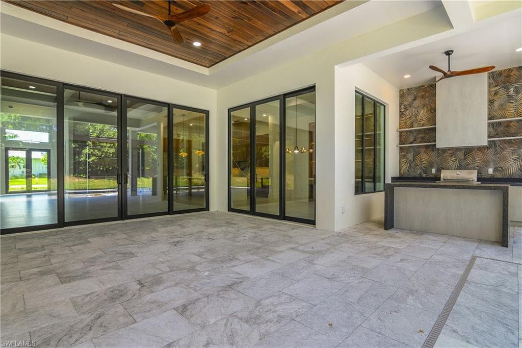 14318 Charthouse CIR-43