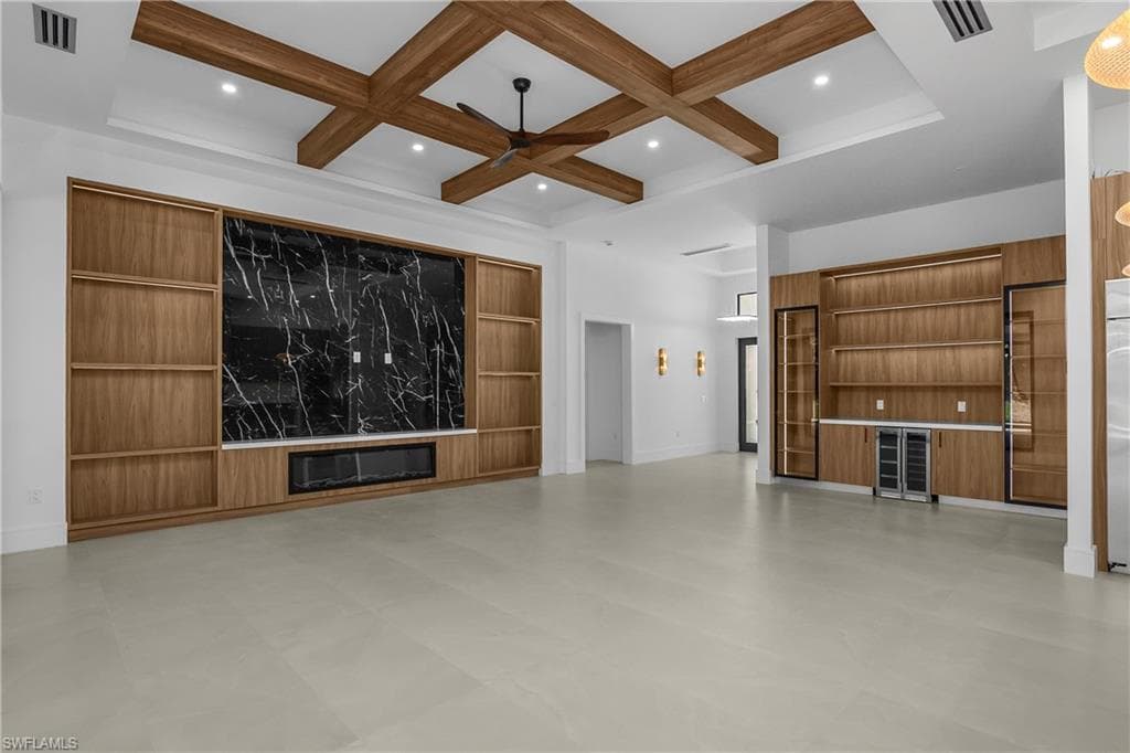 14318 Charthouse CIR-12