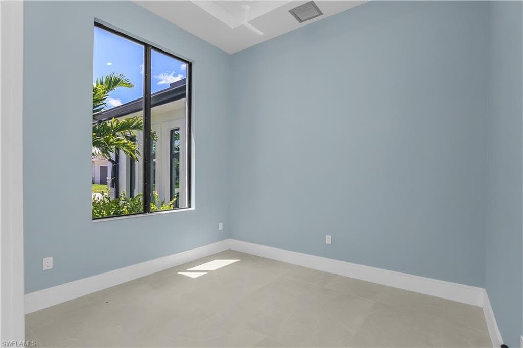 14318 Charthouse CIR-26