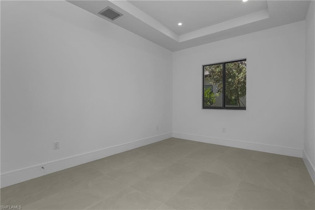14318 Charthouse CIR-36