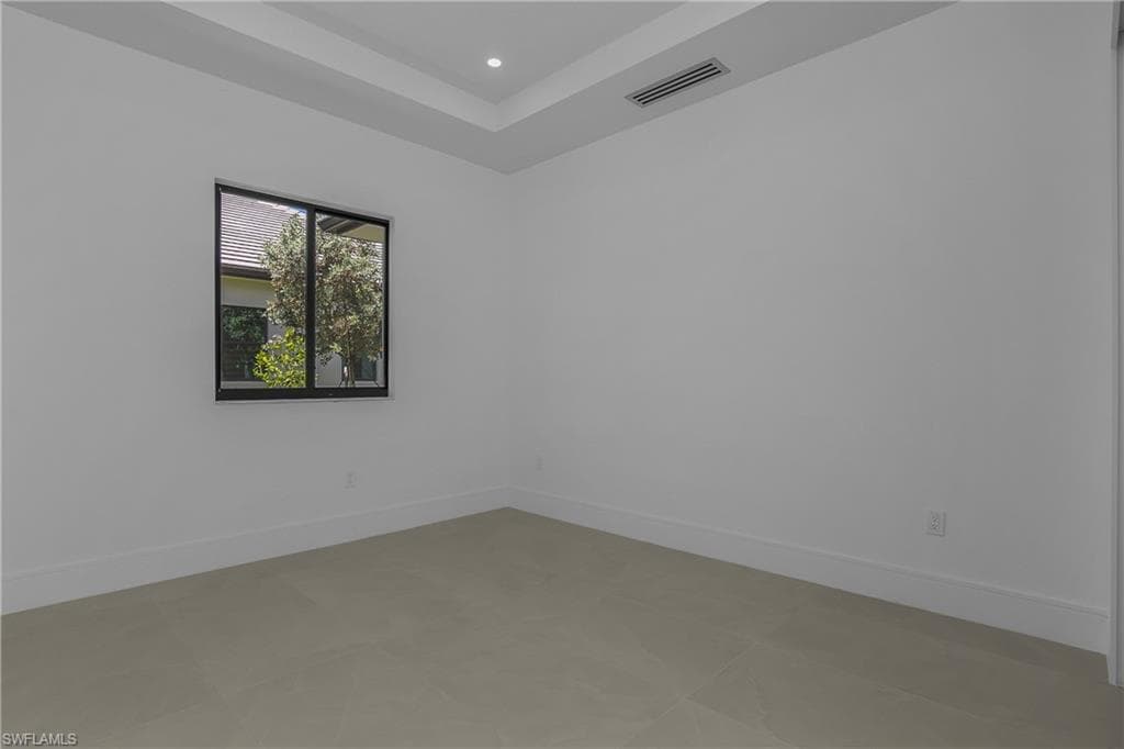 14318 Charthouse CIR-38
