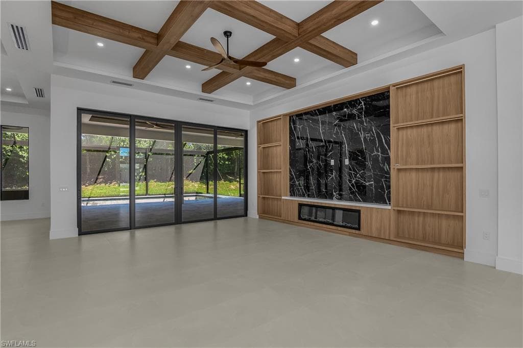 14318 Charthouse CIR-10
