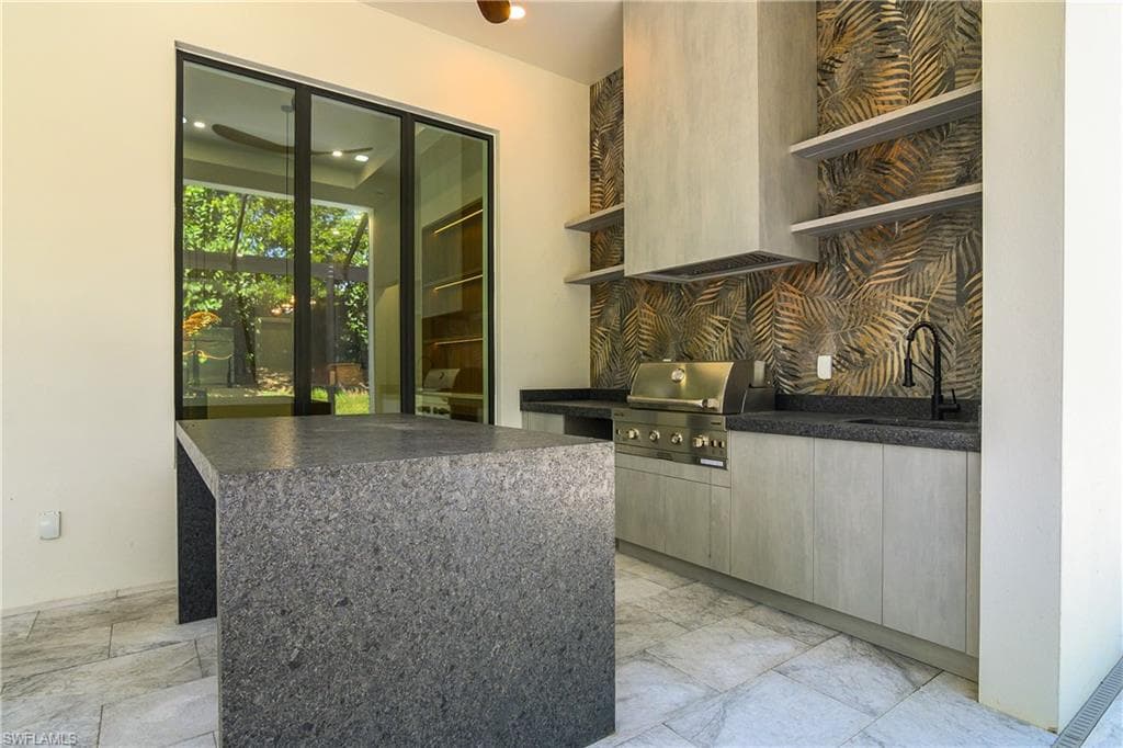 14318 Charthouse CIR-44