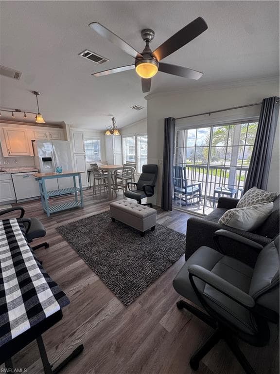 19681 Summerlin RD 405-6
