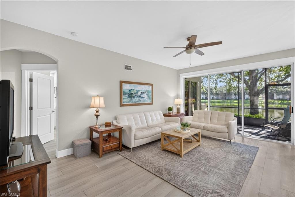 20941 Island Sound CIR 102-1