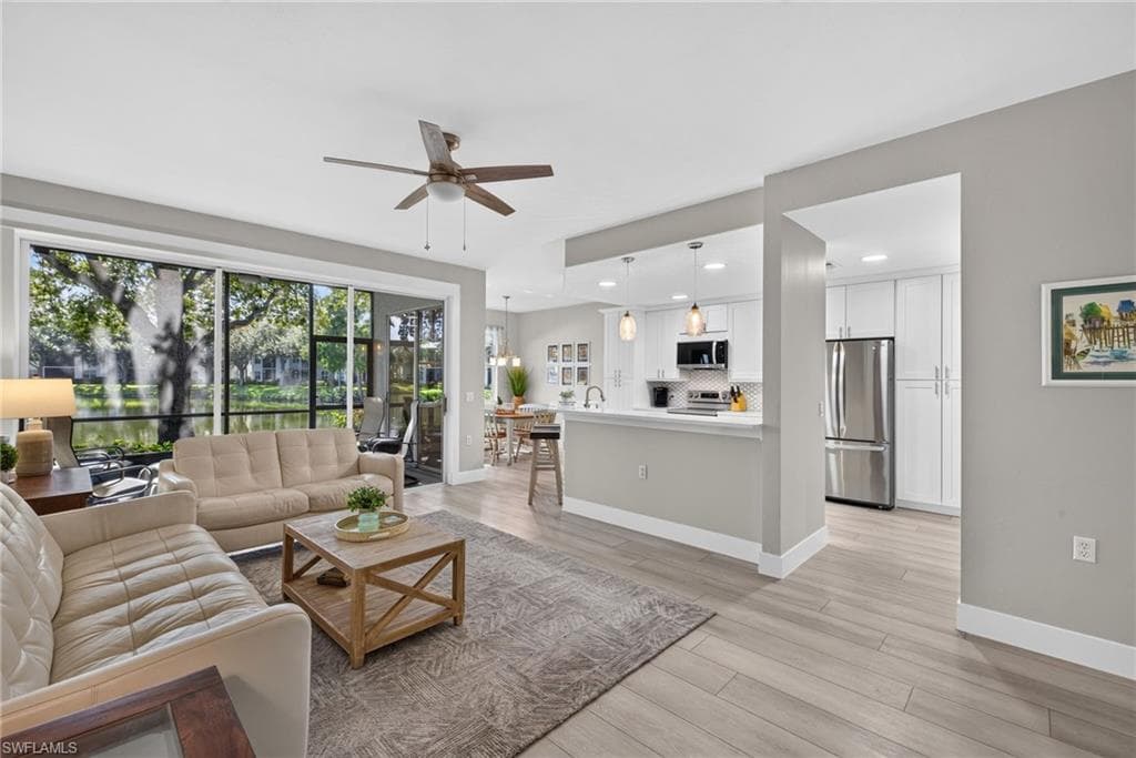 20941 Island Sound CIR 102-0