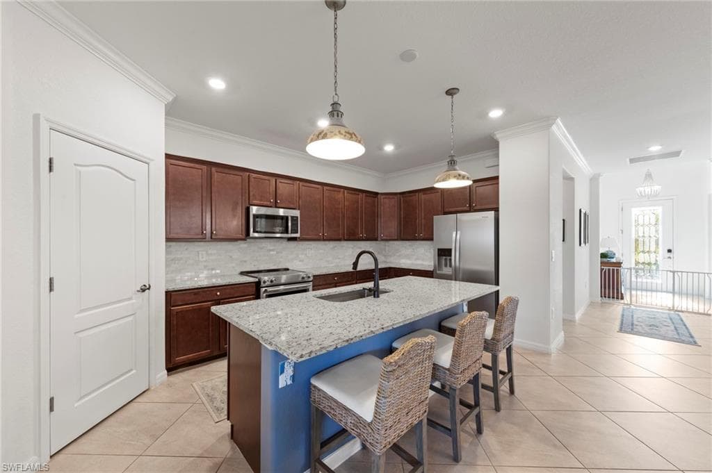 19712 The Place BLVD-3