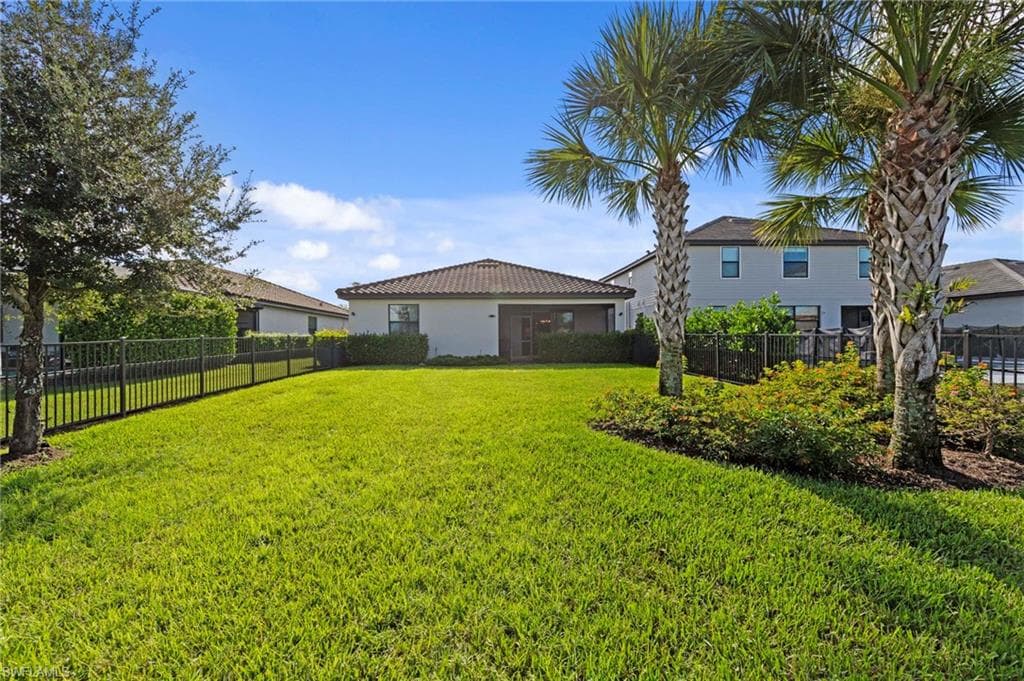 19712 The Place BLVD-31