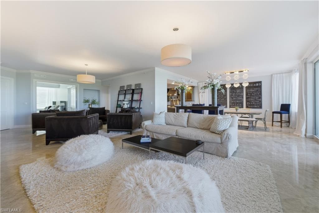 275 Indies WAY 403-26
