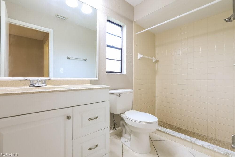 2473 Guthrie CIR-15