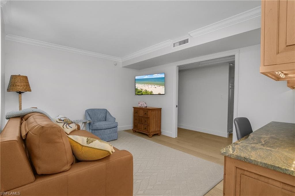 1717 Gulf Shore BLVD N 101-28