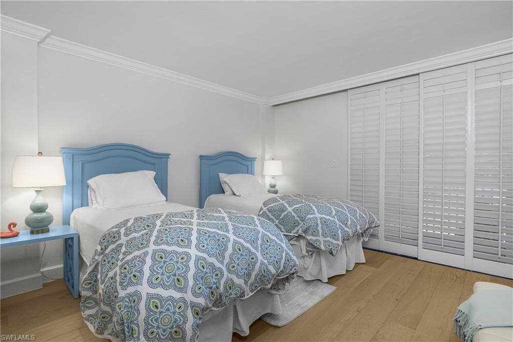 1717 Gulf Shore BLVD N 101-25