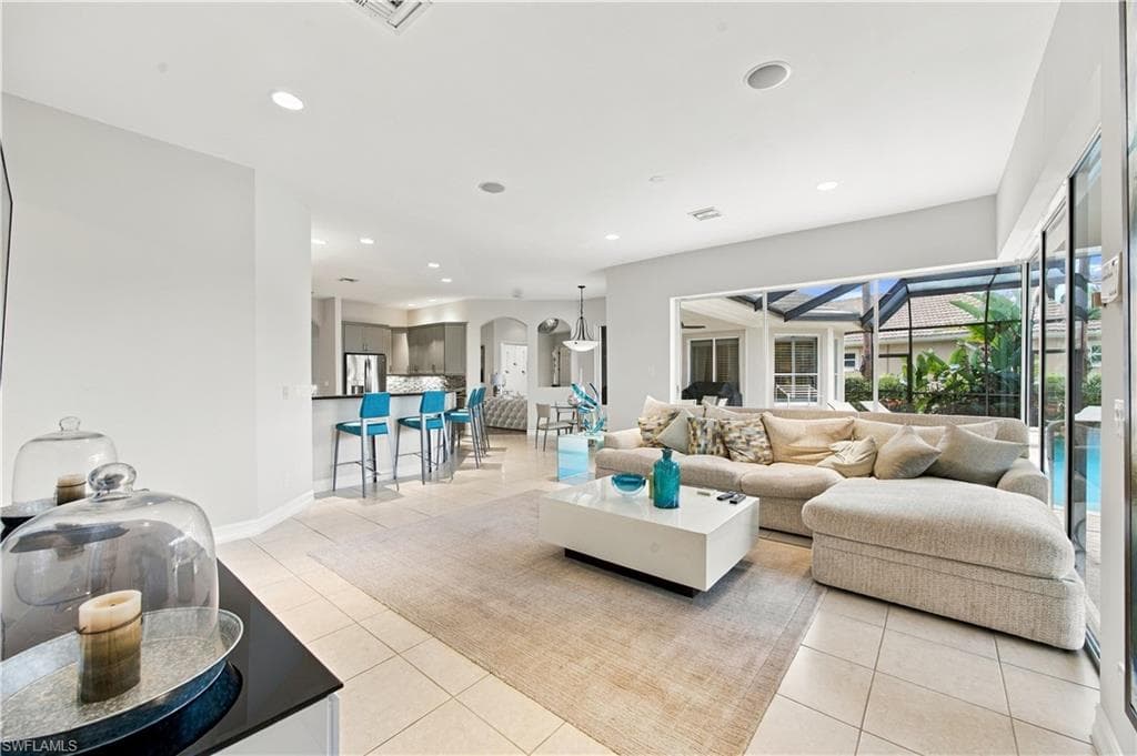 4995 Rustic Oaks CIR-5