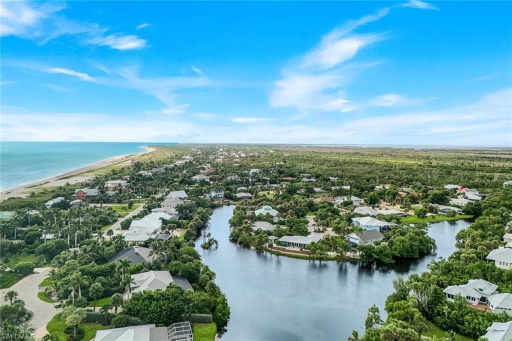 969 Fish Crow RD-4