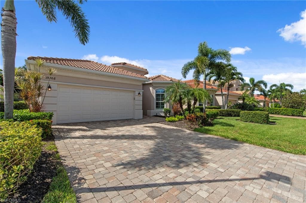 19702 Tesoro WAY-40