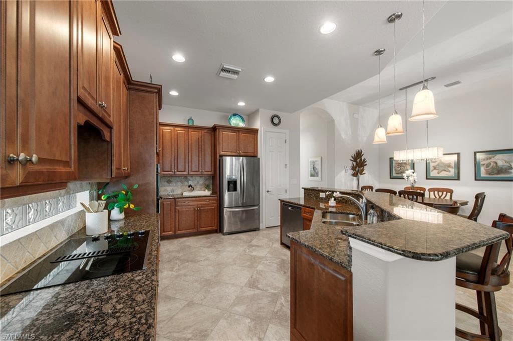 19702 Tesoro WAY-18