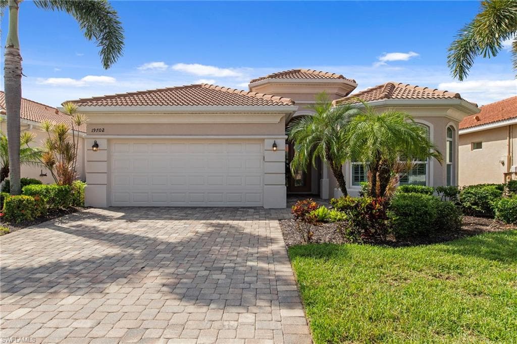 19702 Tesoro WAY-7