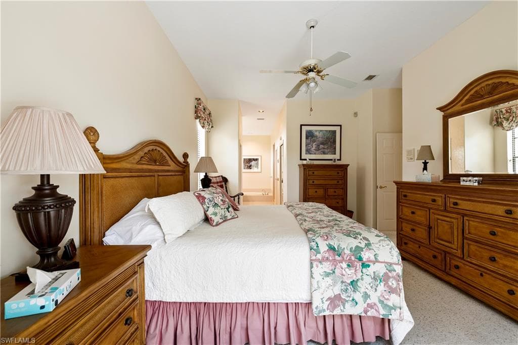 9029 Penelope DR-23