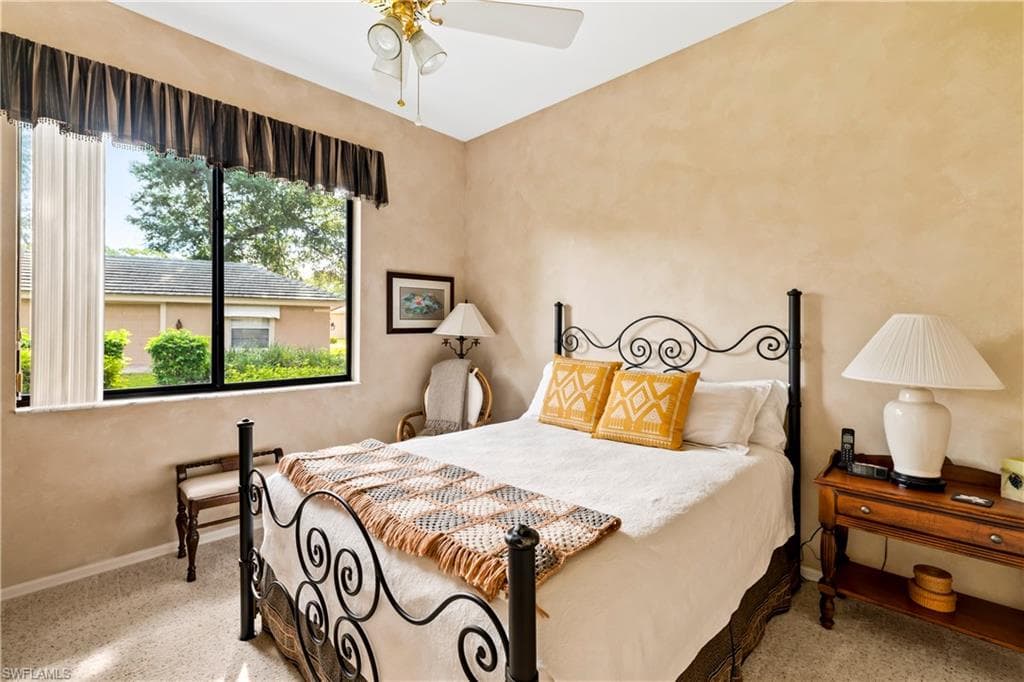 9029 Penelope DR-27