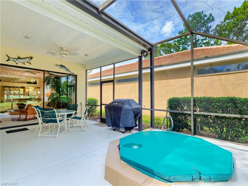 9029 Penelope DR-37