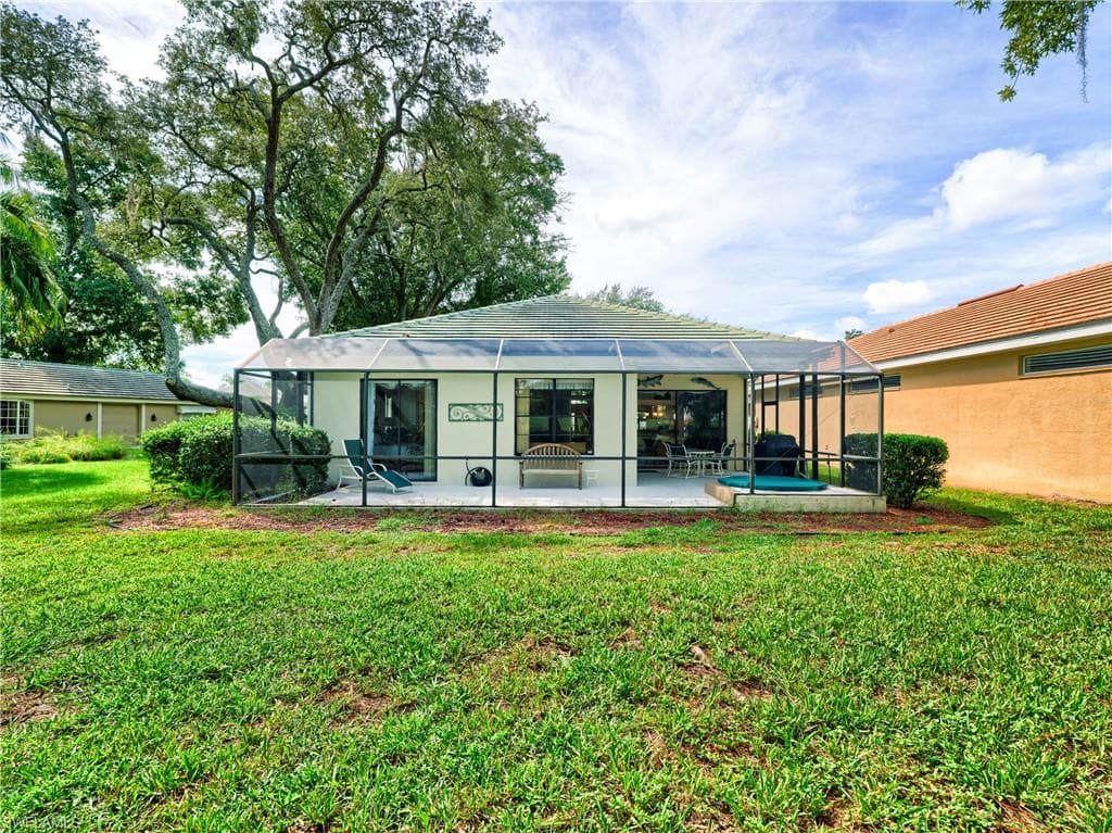 9029 Penelope DR-48