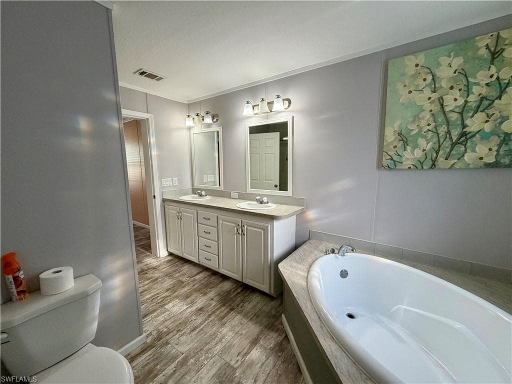 755 Ridgewood DR-17