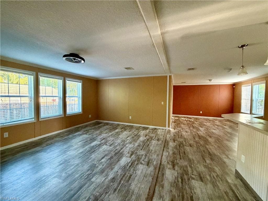755 Ridgewood DR-3