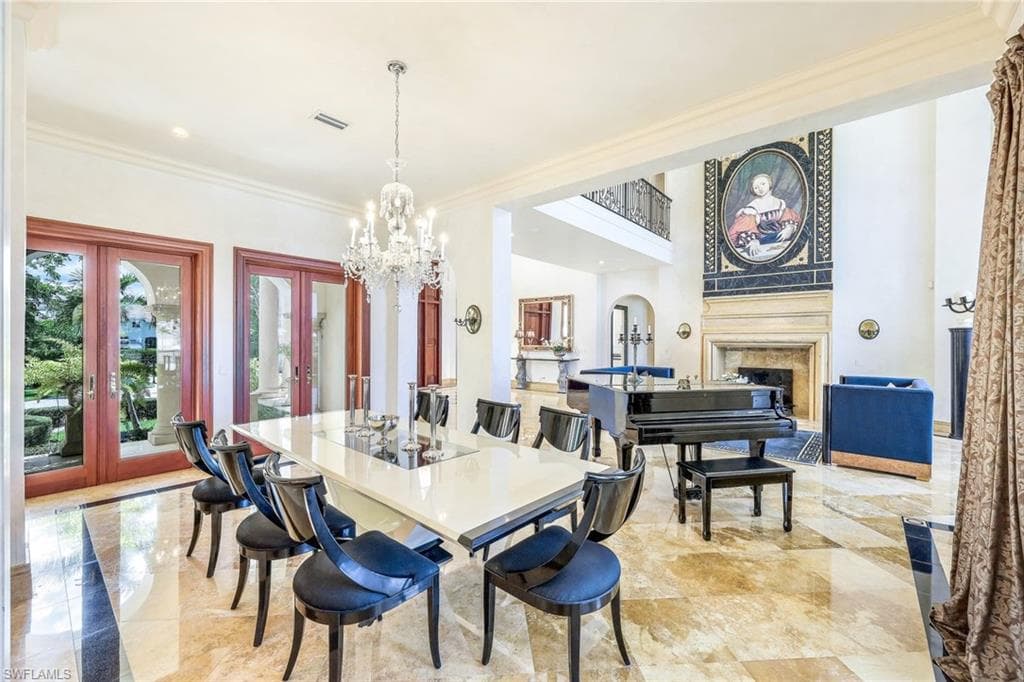 1030 Galleon DR-9
